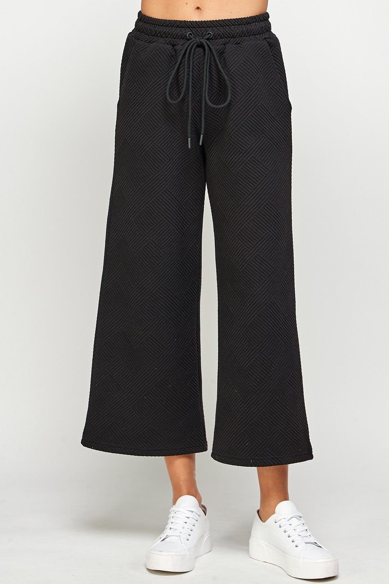 Textured Cropped Wide Pants