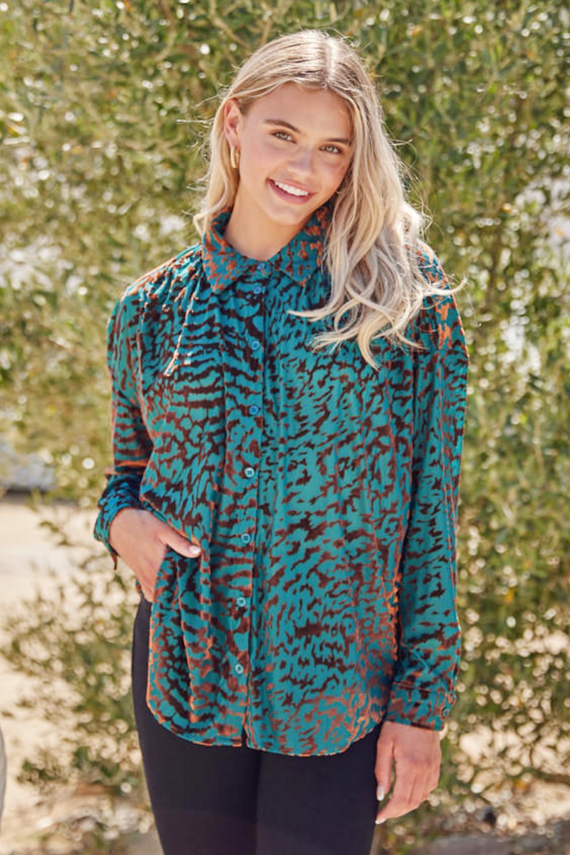 Velvet Leopard Dolman Sleeves Top