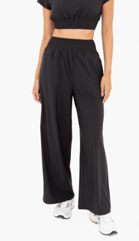 Relaxed Wide Leg Pants